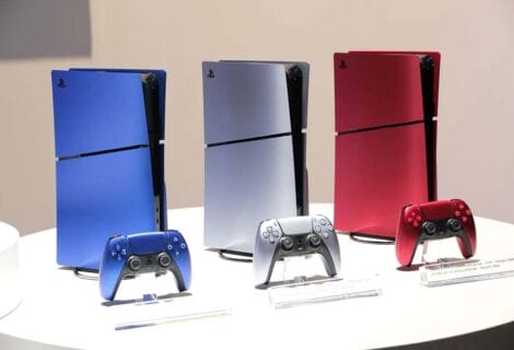 Sony komt met blauwe, zilveren en rode backplates voor de PlayStation 5 Slim