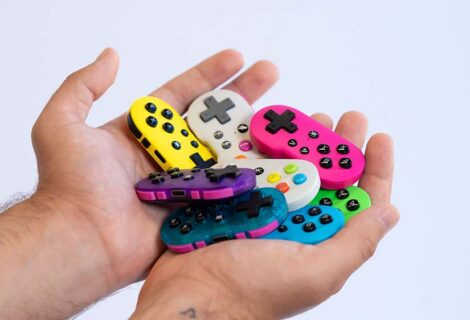 CRKD komt met een mini collectible controller, dit is de CRKD ATOM